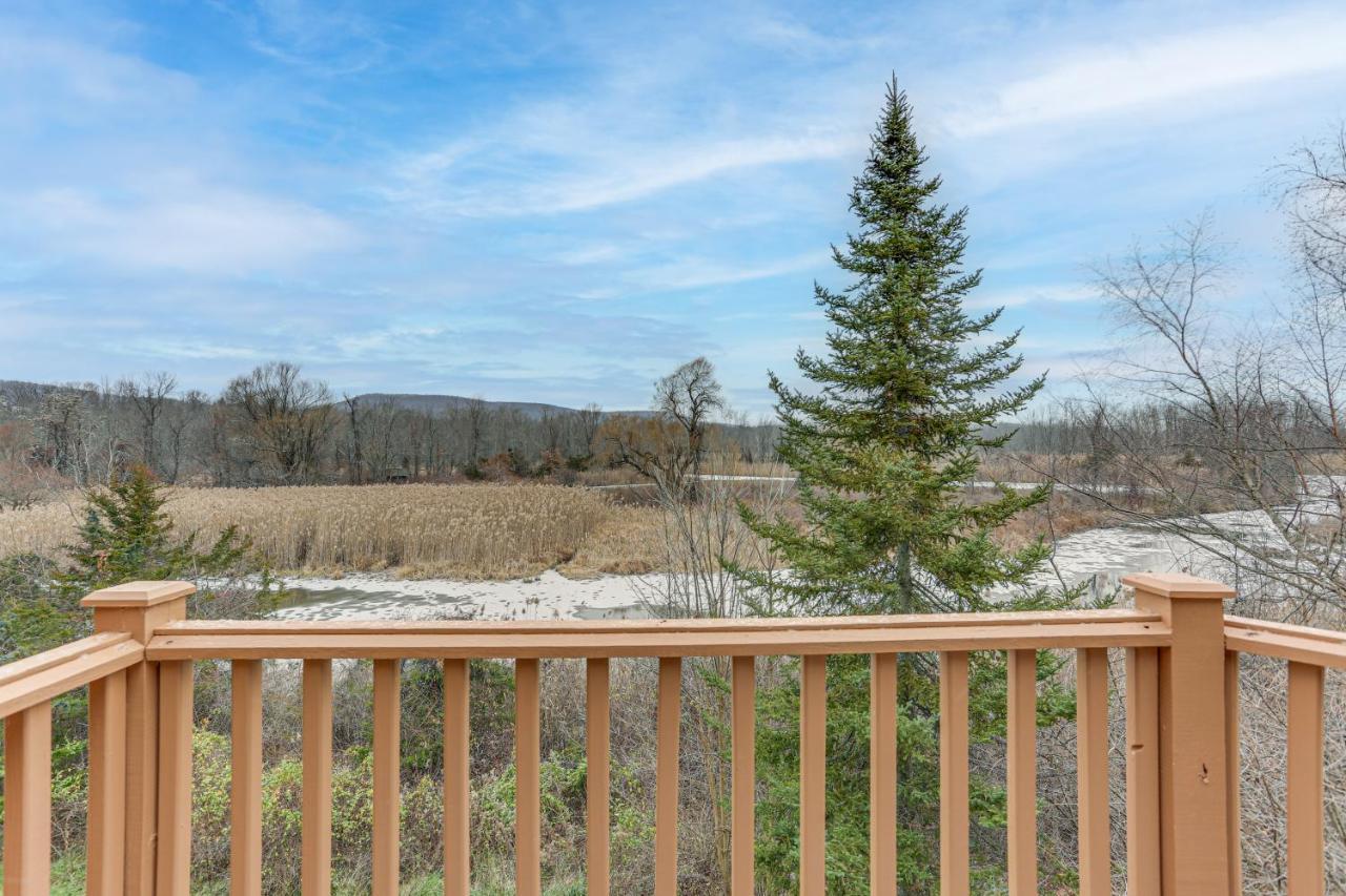 Spacious Condo With View Less Than 1 Mi To Mtn Creek Resort! Vernon Luaran gambar