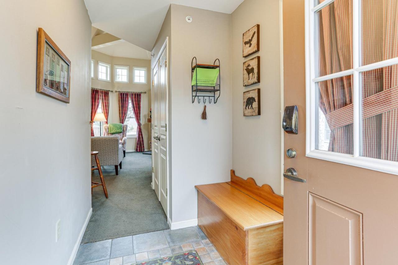 Spacious Condo With View Less Than 1 Mi To Mtn Creek Resort! Vernon Luaran gambar