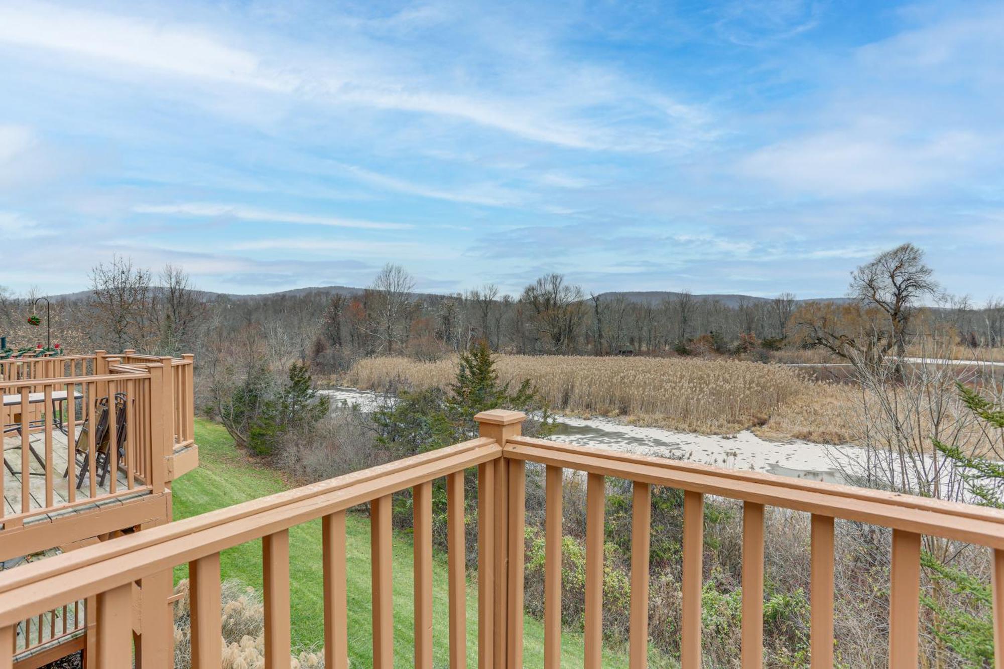 Spacious Condo With View Less Than 1 Mi To Mtn Creek Resort! Vernon Luaran gambar